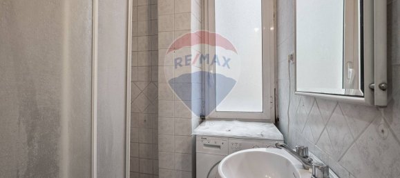 4 bedrooms Apartment in Rome, Italy No. 314541 21