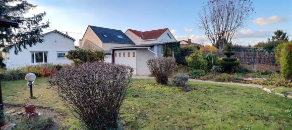 3 bedrooms House in Saint-Sebastien-sur-Loire, France No. 291033 8