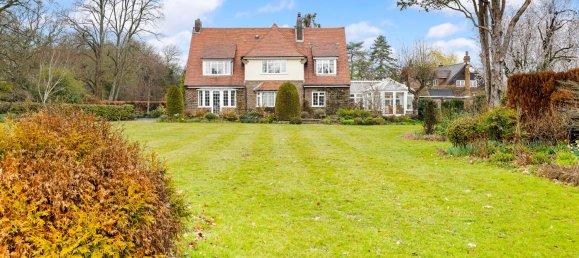 4 bedrooms House in Reigate, United Kingdom No. 979 19