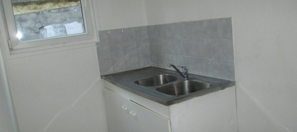 Здание в Бетюн, Франция № 79107 7