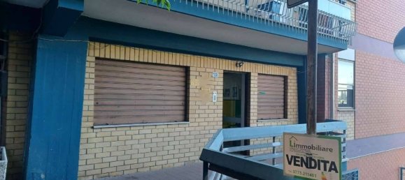 Квартира с 6 комнатами в Фрозиноне, Италия № 274369 3