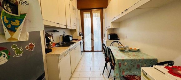 2 bedrooms Apartment in Milan, Italy No. 247766 2