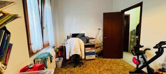 2 bedrooms Apartment in Milan, Italy No. 247766 3