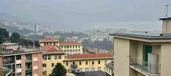 4-Zimmer Wohnung in Genoa, Italy, Nr. 181342 2