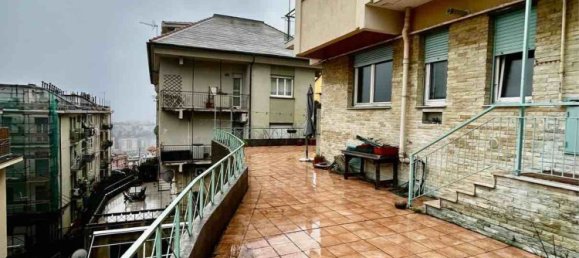 4-Zimmer Wohnung in Genoa, Italy, Nr. 181342 23