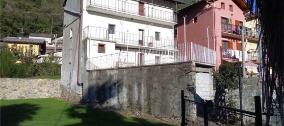 Casa de 6 habitaciónes en Donnas, Italy No. 61024 22