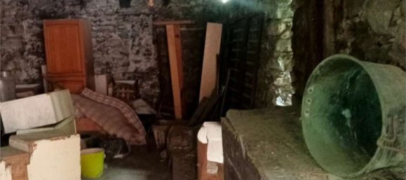 Casa de 6 habitaciónes en Donnas, Italy No. 61024 21