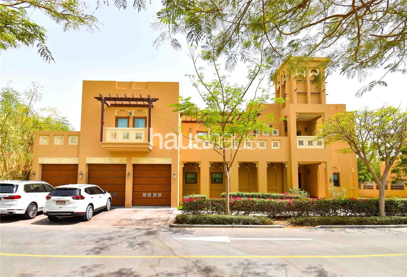 6 Schlafzimmer Villa in Al Furjan, UAE, Nr. 98659