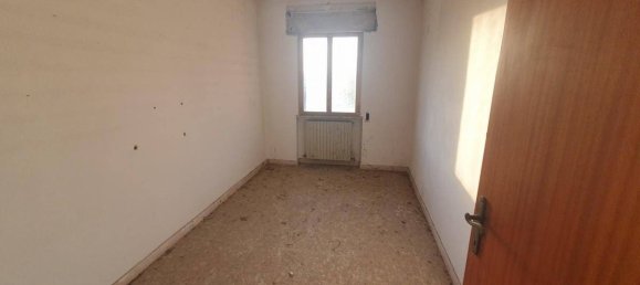 3 bedrooms House in Lamporecchio, Italy No. 266688 15