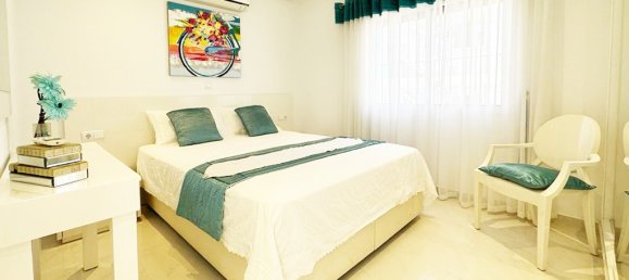 4 bedrooms Villa in San Miguel de Salinas, Spain No. 10694 26