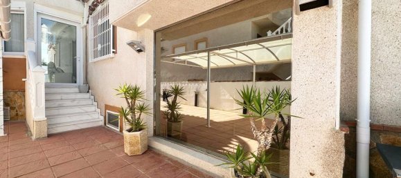 4 bedrooms Villa in San Miguel de Salinas, Spain No. 10694 4