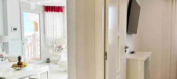 4 bedrooms Villa in San Miguel de Salinas, Spain No. 10694 16