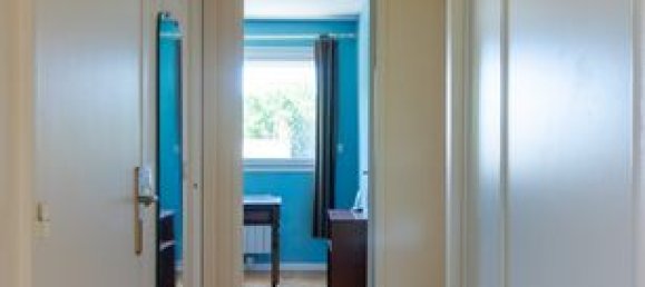 2 Schlafzimmer Wohnung in Eaubonne, France, Nr. 353600 8