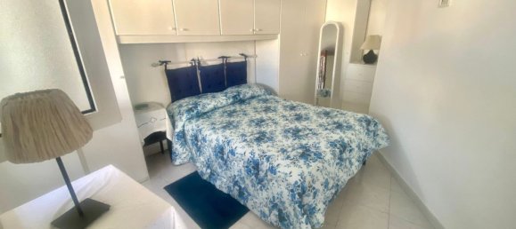 2 Schlafzimmer Penthouse in Naples, Italy, Nr. 372220 7