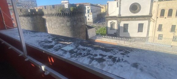 2 Schlafzimmer Penthouse in Naples, Italy, Nr. 372220 4