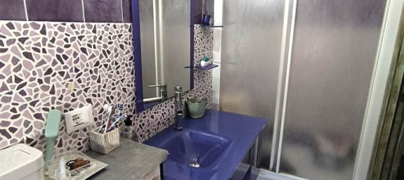 Квартира с 3 спальнями в Шакка, Италия № 289023 12