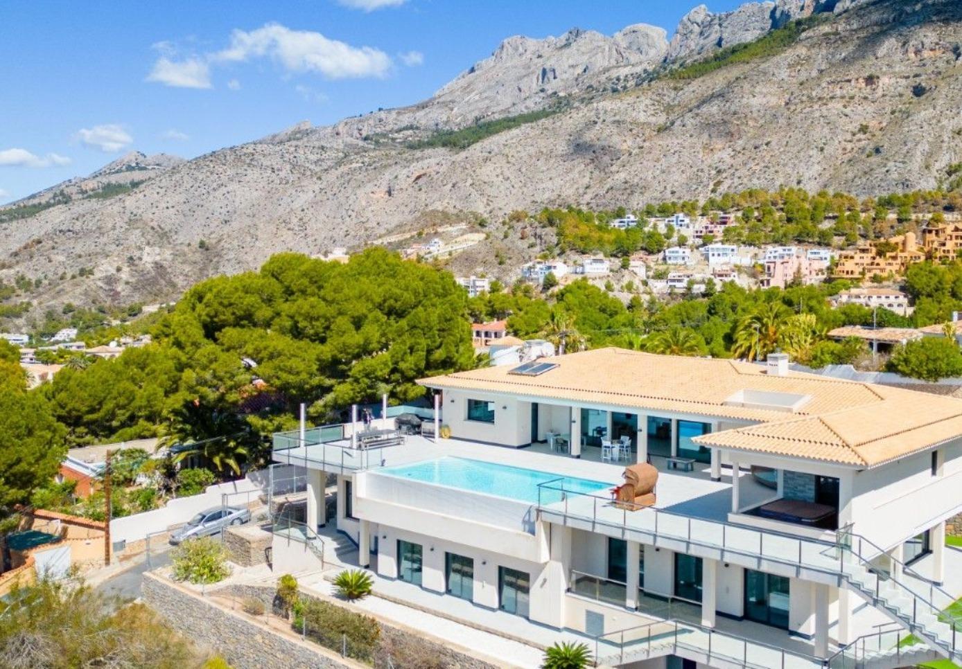 5 bedrooms Villa for sale in Zona Altea Hills, Alicante, Valencian Community, Spain № 365991