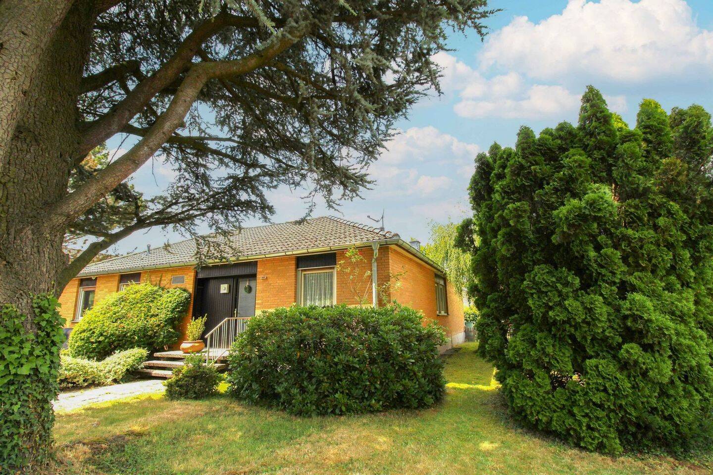 3 Schlafzimmer Bungalow in Aachen, Germany, Nr. 273759