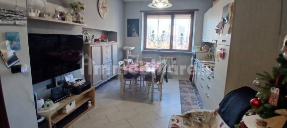 2 bedrooms Apartment in Turin, Italy No. 201944 2