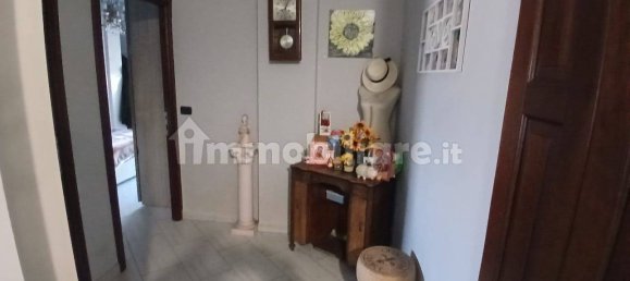 2 bedrooms Apartment in Turin, Italy No. 201944 6