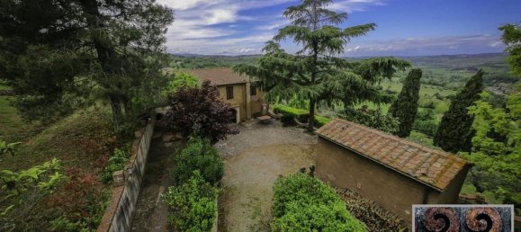 3 bedrooms House in Volterra, Italy No. 262 6