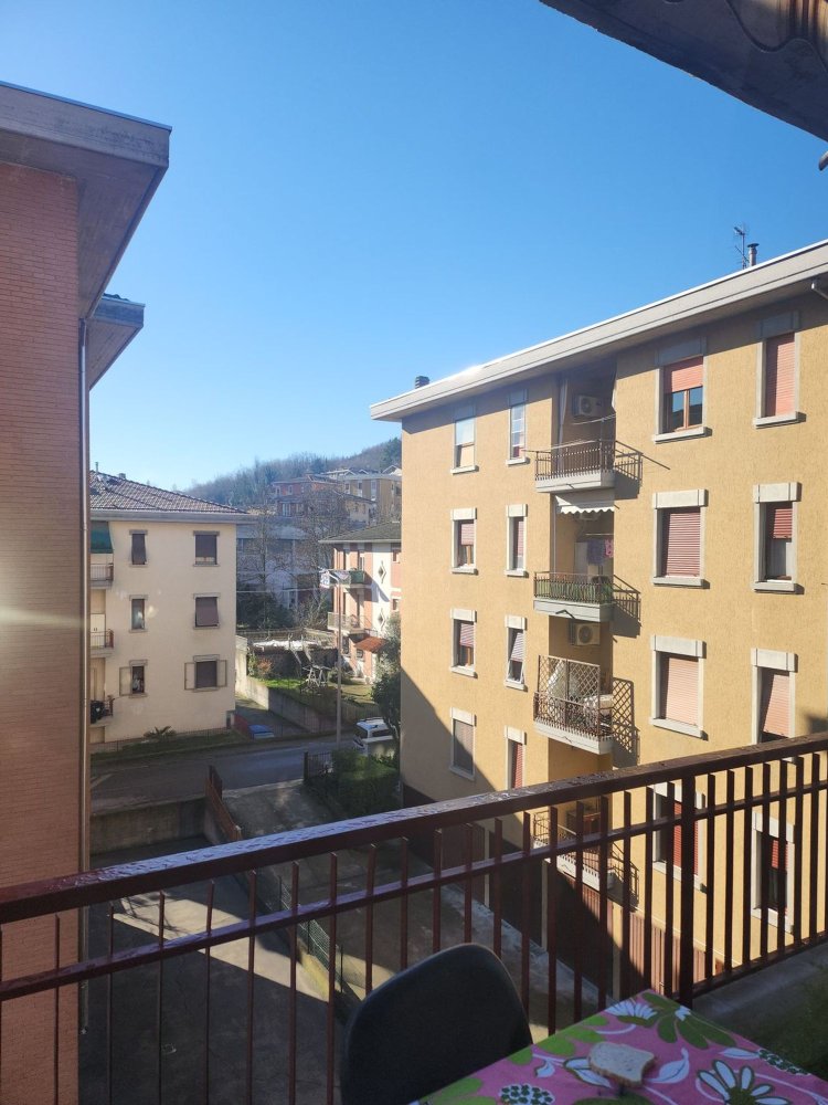 5 rooms Apartment in Salsomaggiore Terme, Italy No. 131819