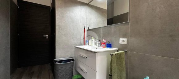 4 rooms Apartment in Bussero, Italy No. 324795 19