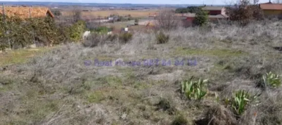  Land in Valdefresno, Spain No. 76219 2