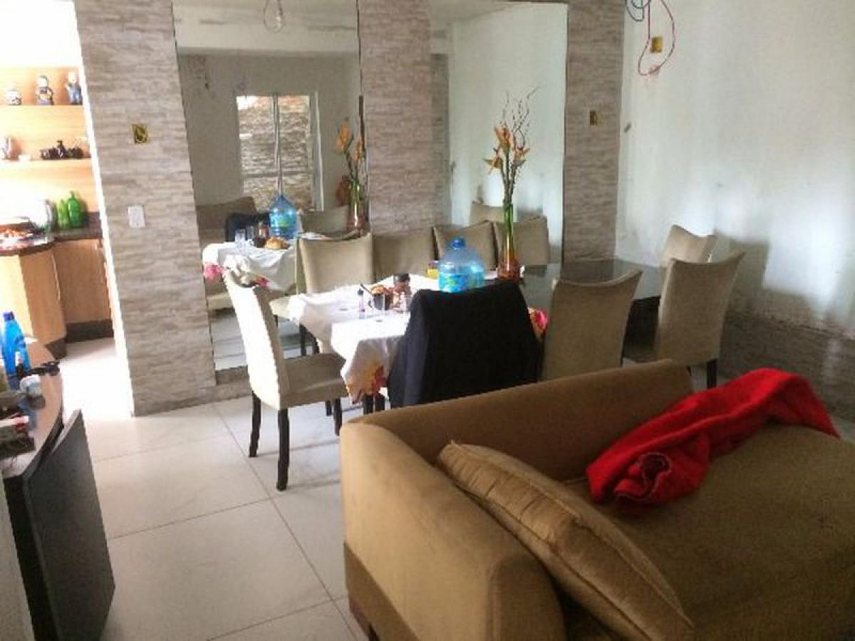 Дом с 4 спальнями в Сан-Паулу, Бразилия № 561059