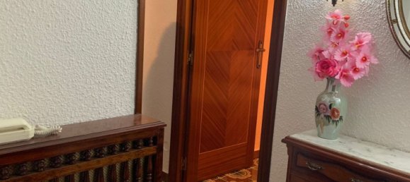 5 bedrooms Apartment in Zaragoza, Spain No. 157027 6