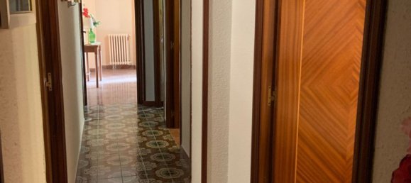 5 bedrooms Apartment in Zaragoza, Spain No. 157027 5