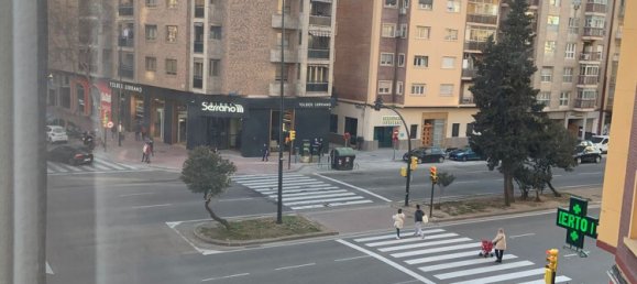 5 bedrooms Apartment in Zaragoza, Spain No. 157027 20