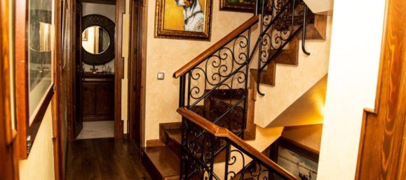 7 bedrooms Villa in Marbella, Spain No. 23395 11