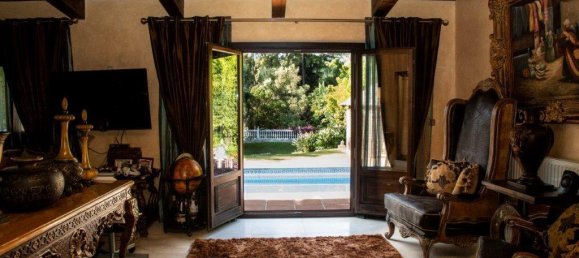 7 bedrooms Villa in Marbella, Spain No. 23395 17