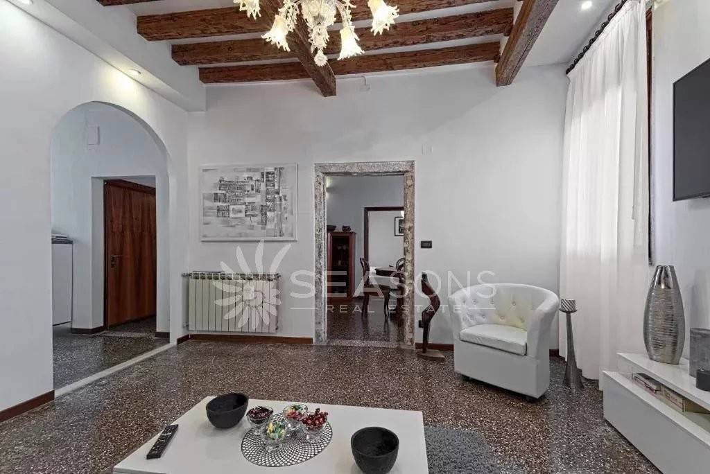 2 bedrooms Apartment in Venice, Italy No. 117658