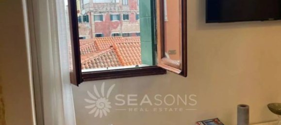 2 bedrooms Apartment in Venice, Italy No. 117658 10