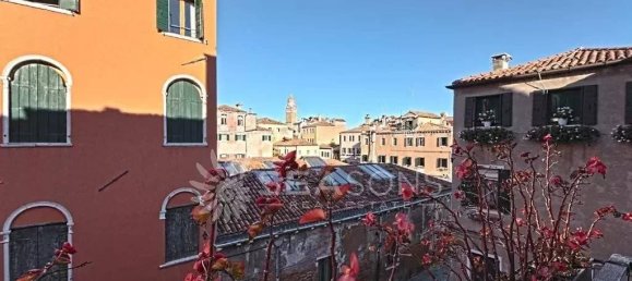 2 bedrooms Apartment in Venice, Italy No. 117658 11