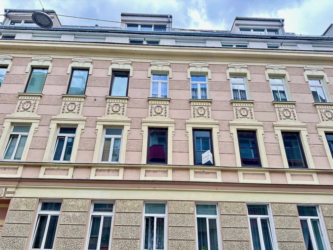 4غرفة شقة في Vienna, Austria رقم 201442