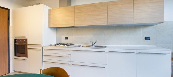 2 rooms Apartment in San Giuliano Milanese, Italy No. 30353 6