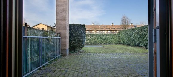 2 rooms Apartment in San Giuliano Milanese, Italy No. 30353 9