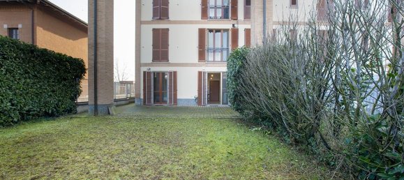 2 rooms Apartment in San Giuliano Milanese, Italy No. 30353 13