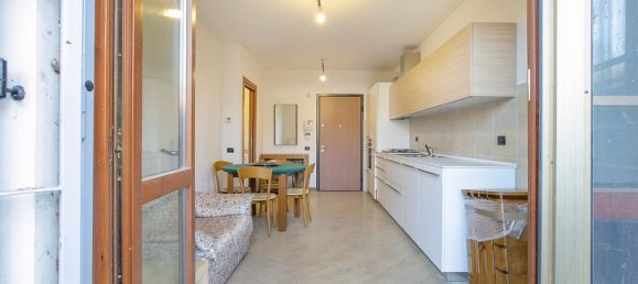2 rooms Apartment in San Giuliano Milanese, Italy No. 30353 17