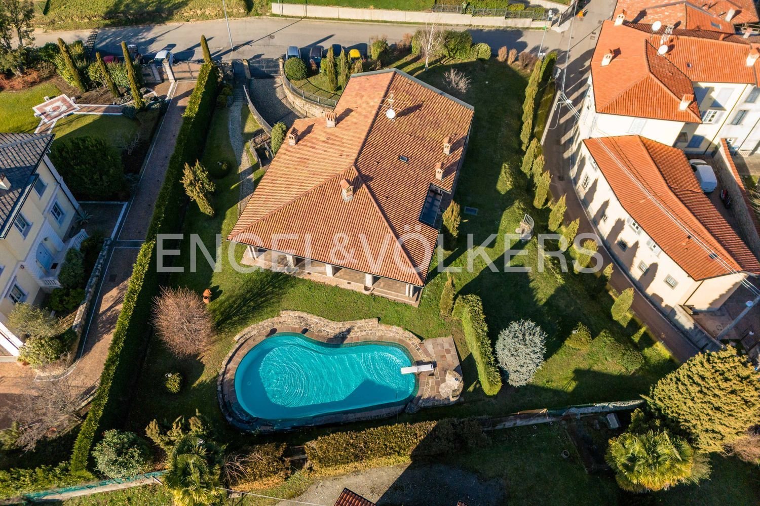 Villa de 4 habitaciónes en Sotto il Monte Giovanni XXIII, Italy No. 126696