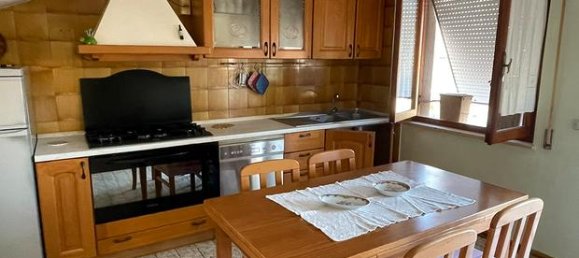 5 rooms Apartment in Fermo, Italy No. 276928 2
