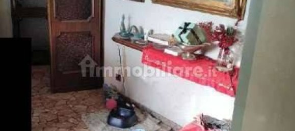 Apartamento T3 em Cardano al Campo, Italy N.º 8418 2