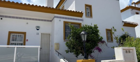 Casa de 3 dormitorios en Alicante, Spain No. 182069 2