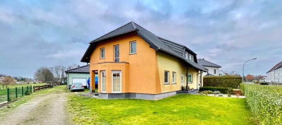 8 rooms Townhouse in Potsdam-Mittelmark, Germany No. 4883 2