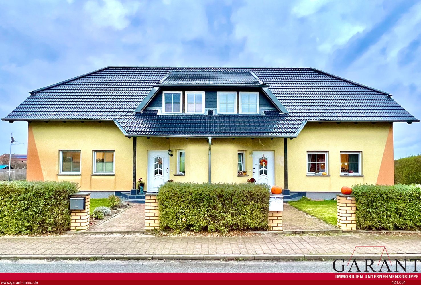 8 rooms Townhouse in Potsdam-Mittelmark, Germany No. 4883