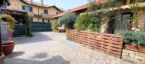 4-salle Maison à Casorezzo, Italy No. 177480 2