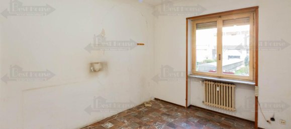 3 rooms Apartment in Milan, Italy No. 242577 3